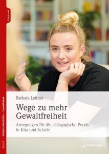 Cover 978-3-7495-0693-4 wege zu mehr gewaltfreiheit set-mit diversen artikeln barbara leitner